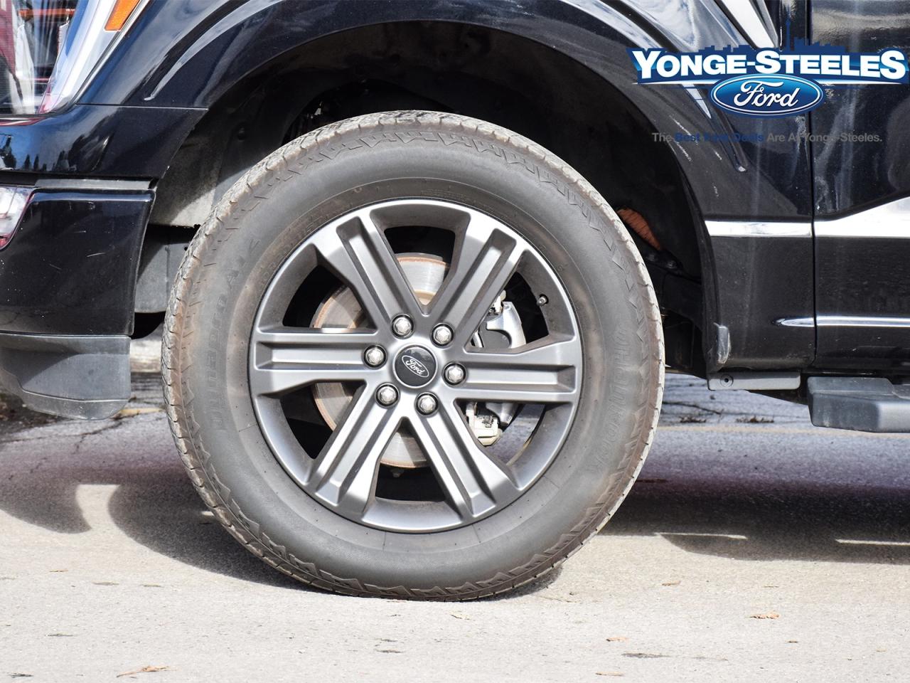 2023 Ford F-150 LARIAT 2.7L ONE OWNER NO ACCIDENT EXCLNT CONDITION Photo