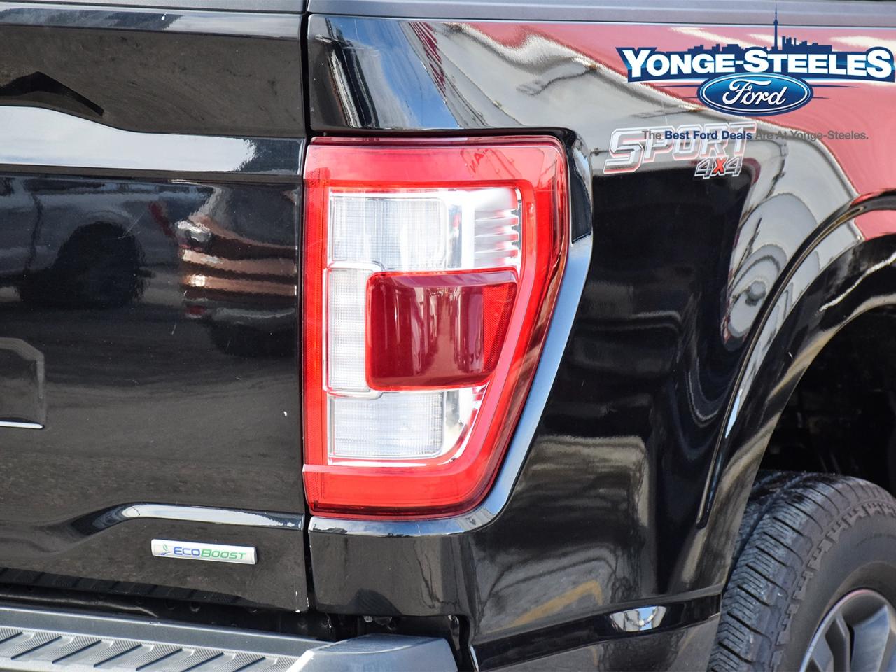 2023 Ford F-150 LARIAT 2.7L ONE OWNER NO ACCIDENT EXCLNT CONDITION Photo