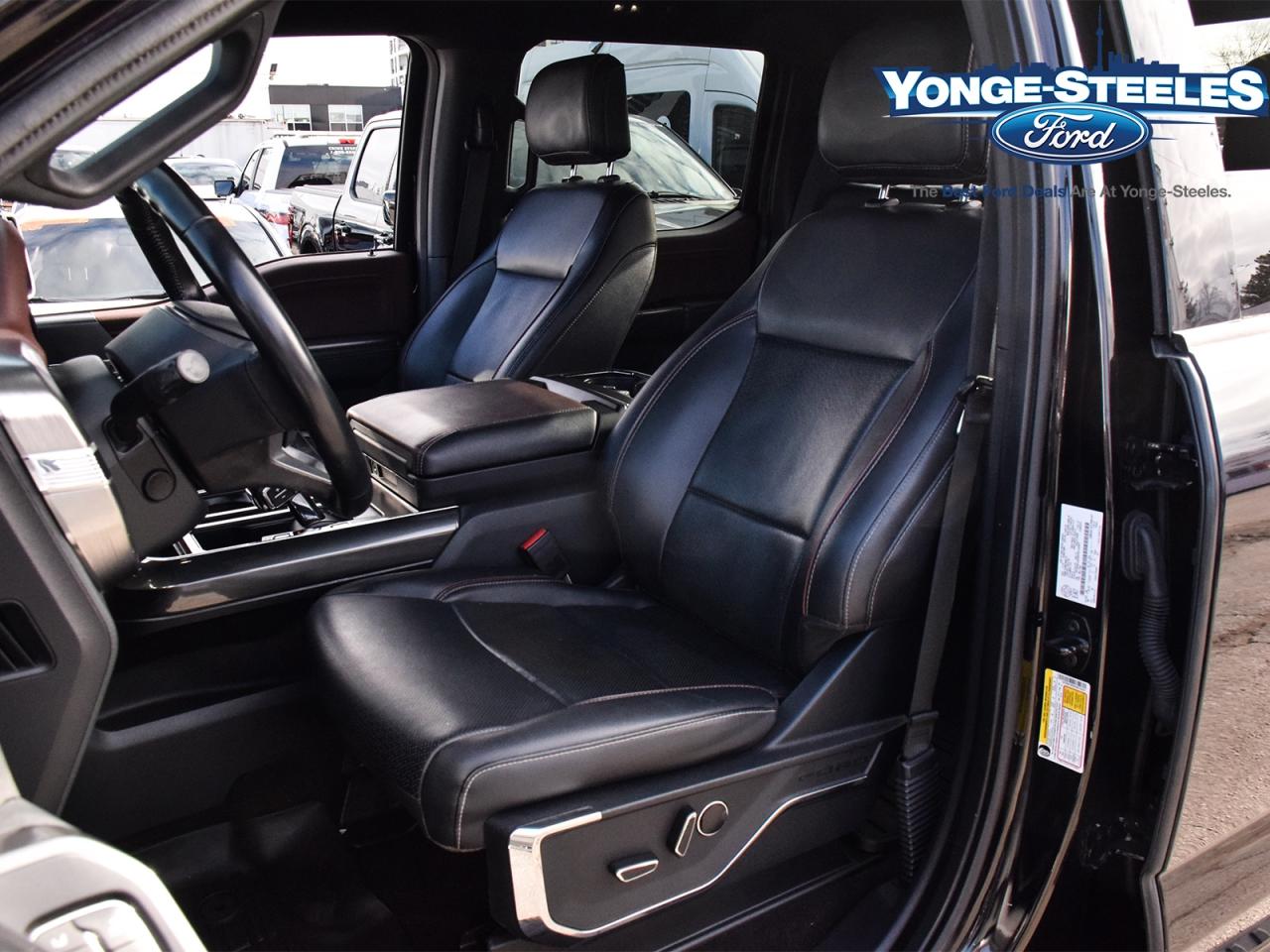 2023 Ford F-150 LARIAT 2.7L ONE OWNER NO ACCIDENT EXCLNT CONDITION Photo