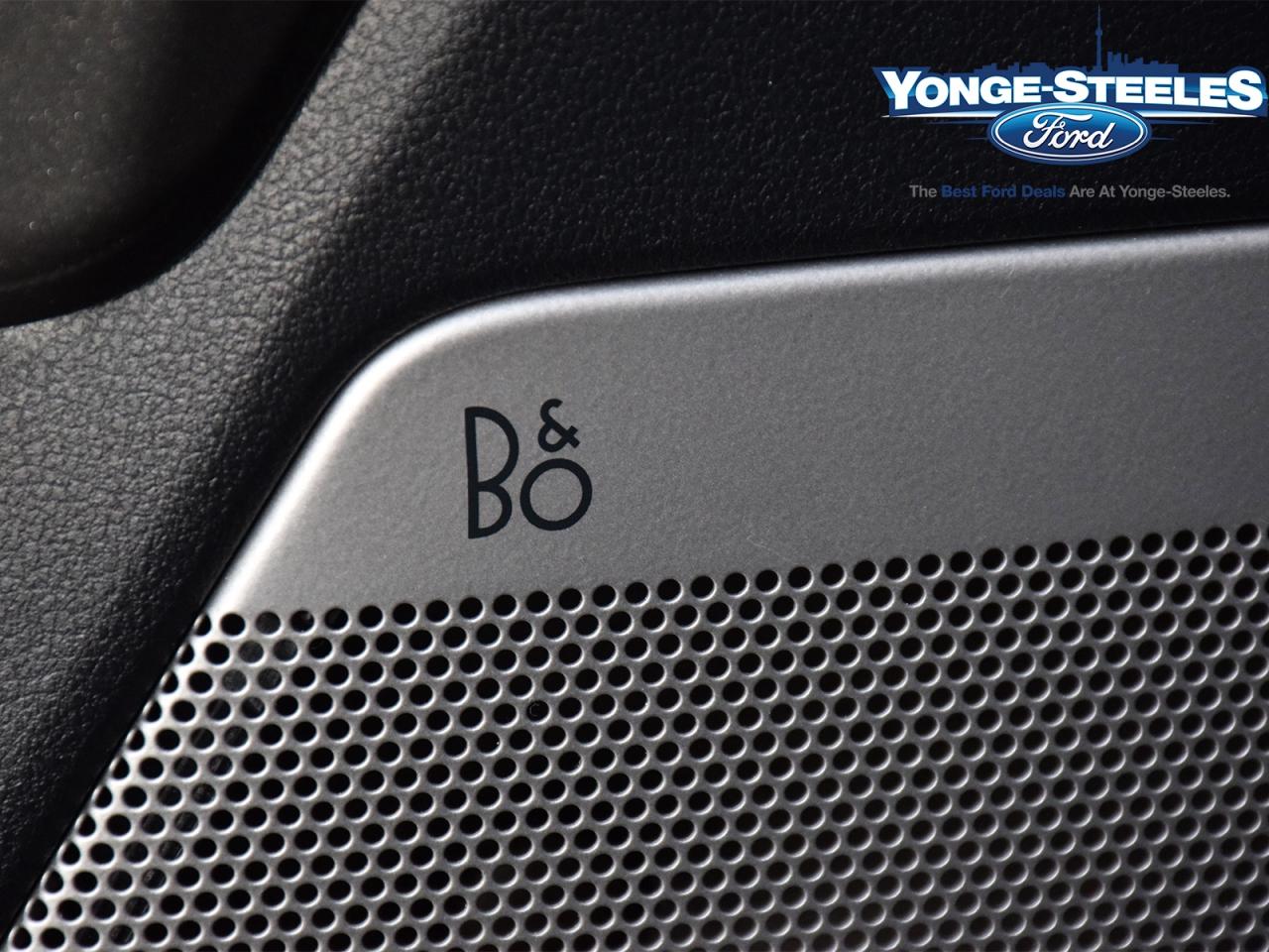 2023 Ford F-150 LARIAT 2.7L ONE OWNER NO ACCIDENT EXCLNT CONDITION Photo