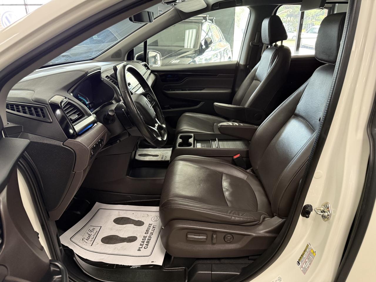 2018 Honda Odyssey Touring Auto**NO ACCIDENTS**VERY CLEAN**DVD** Photo