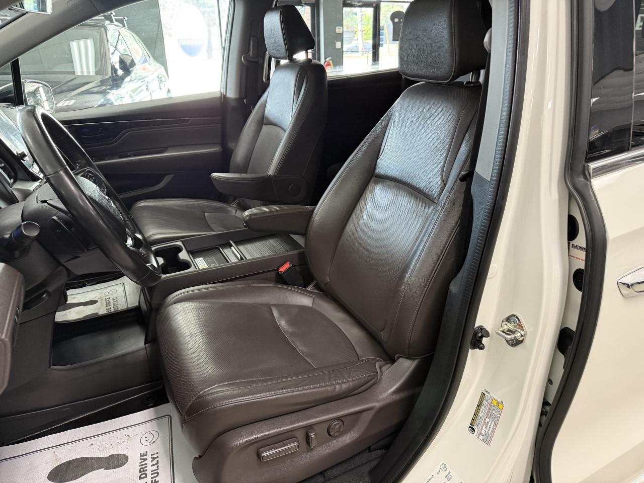 2018 Honda Odyssey Touring Auto**NO ACCIDENTS**VERY CLEAN**DVD** Photo