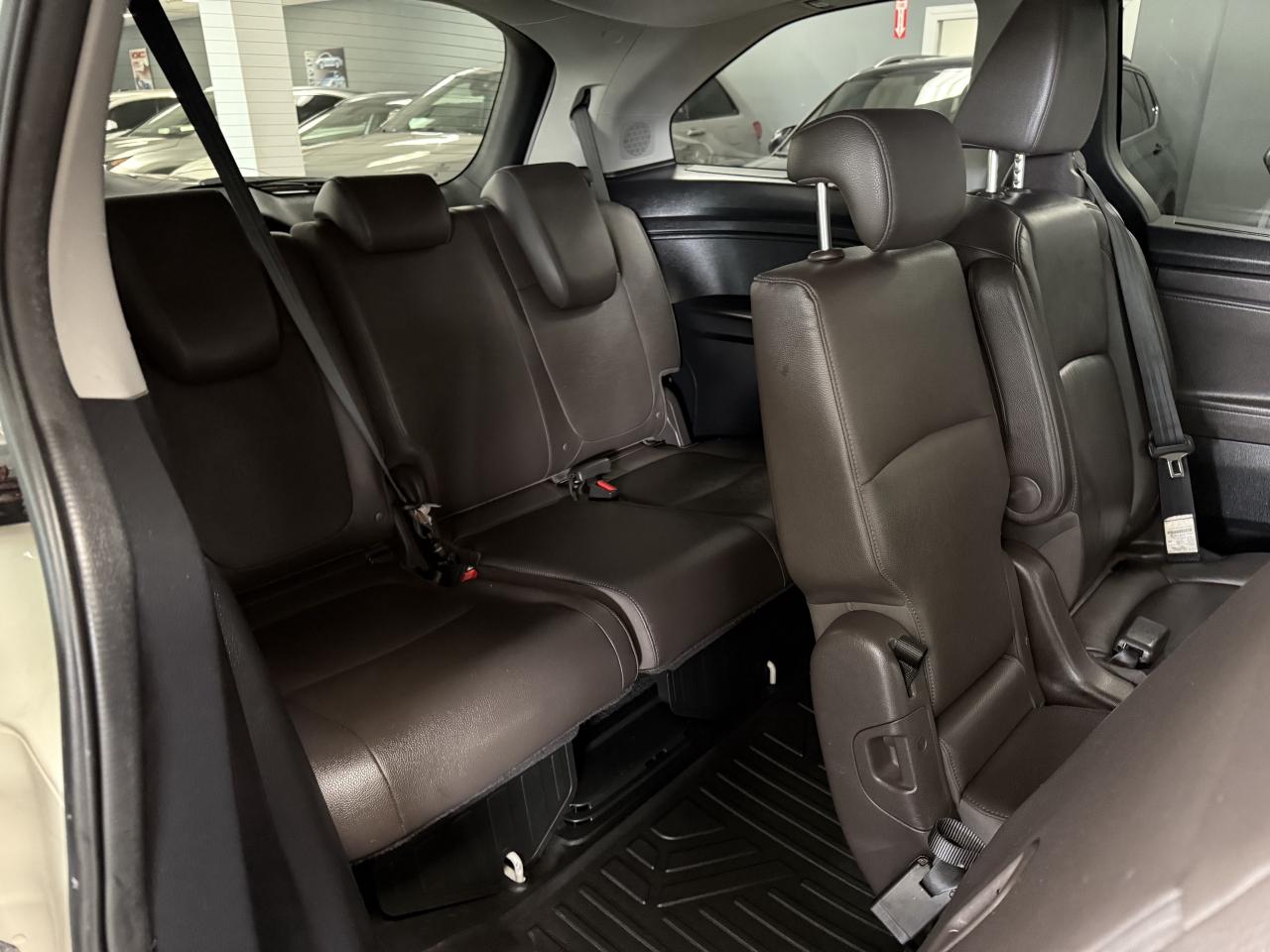 2018 Honda Odyssey Touring Auto**NO ACCIDENTS**VERY CLEAN**DVD** Photo