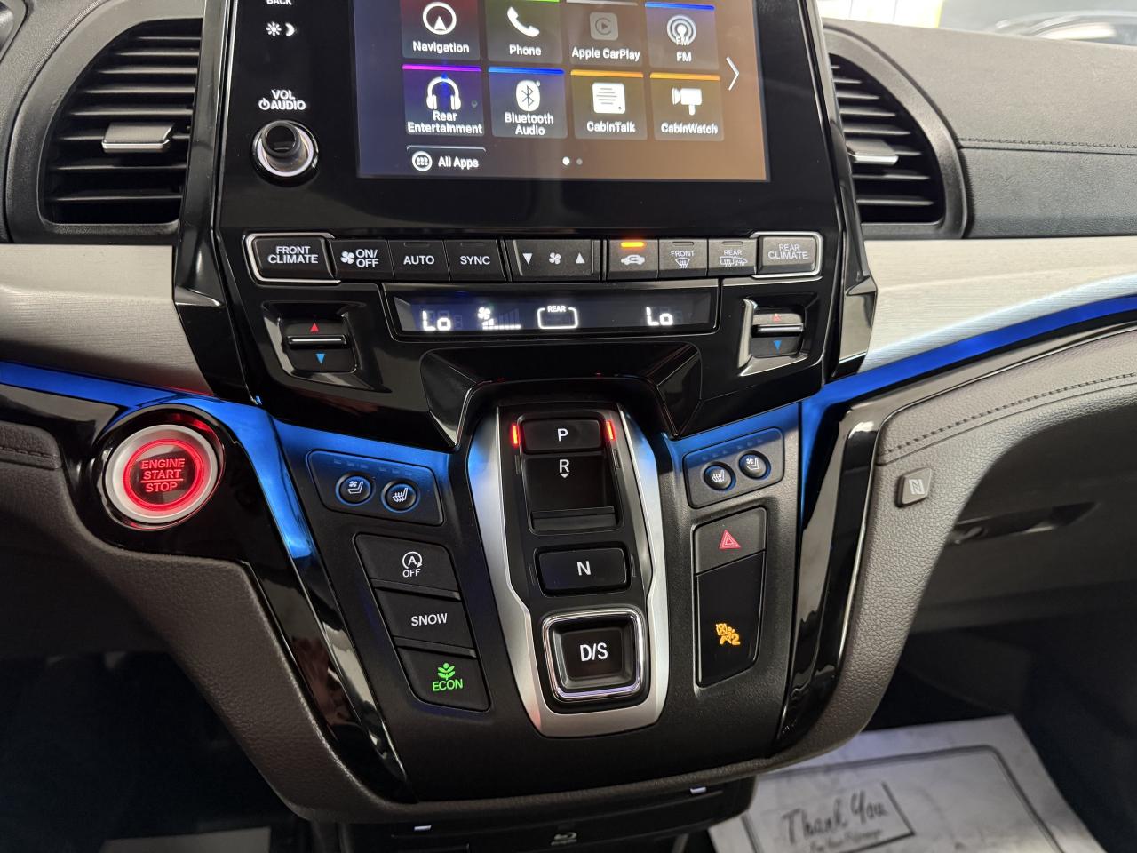 2018 Honda Odyssey Touring Auto**NO ACCIDENTS**VERY CLEAN**DVD** Photo