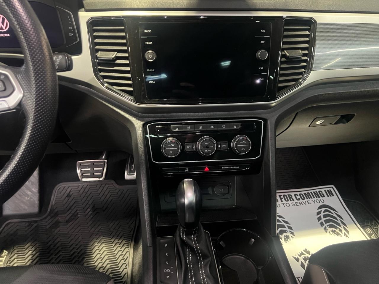 2023 Volkswagen Atlas EXECLINE  R-LINE   NO ACCIDENT   PANO ROOF   NEW B Photo