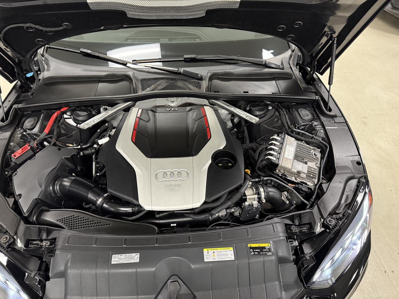 2020 Audi S5 Coupe Technik 3.0 TFSI quattro**BLACK OPTICS**WOW RED IN Photo