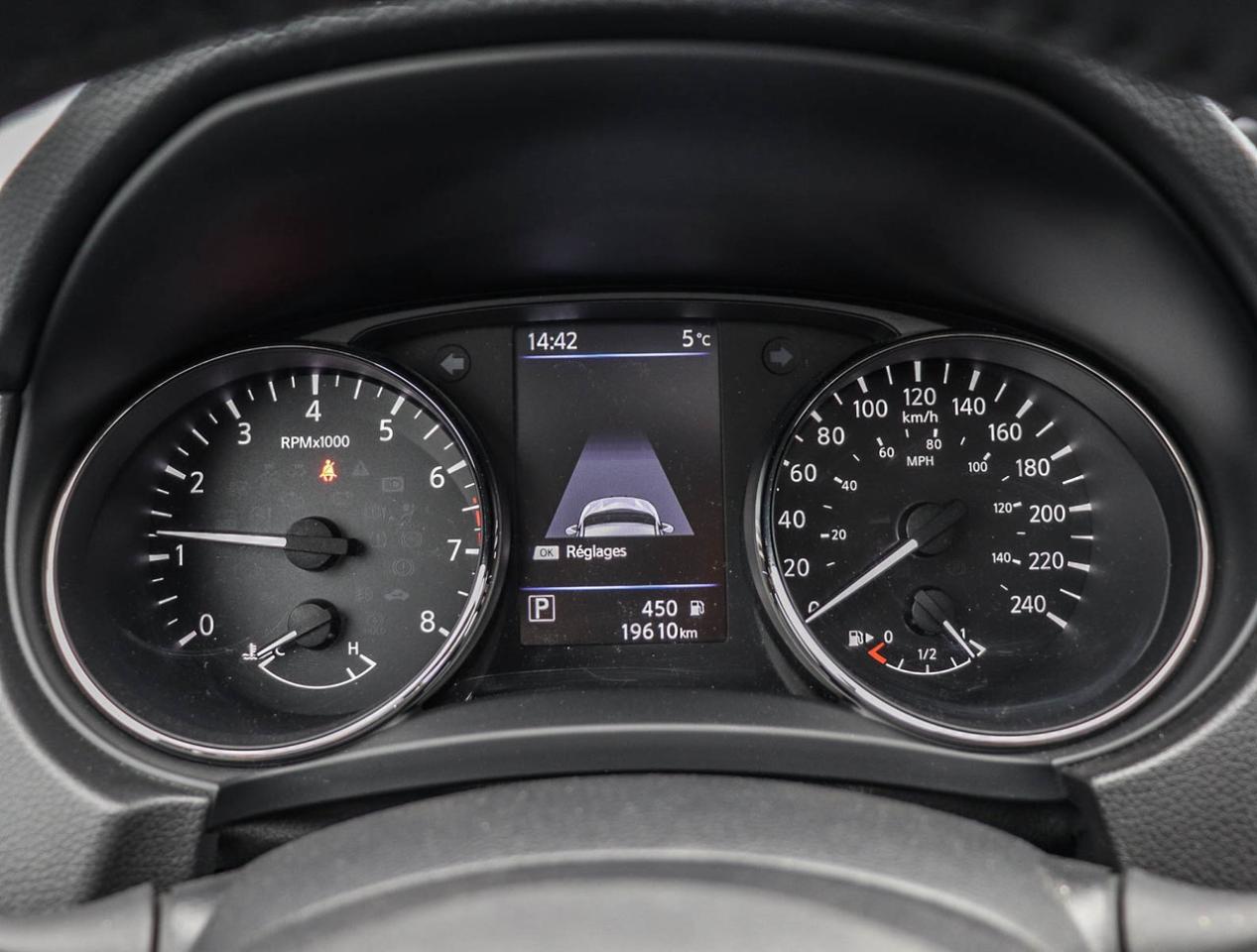 2023 Nissan Qashqai SV AWD !!! NO ACCIDENTS !!! LOW KM !!! SUNROOF   A Photo