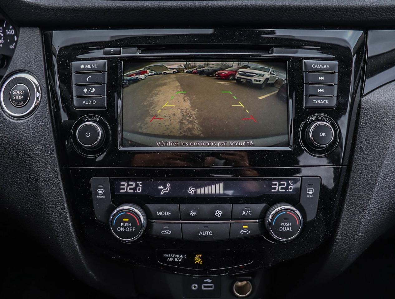 2023 Nissan Qashqai SV AWD !!! NO ACCIDENTS !!! LOW KM !!! SUNROOF   A Photo