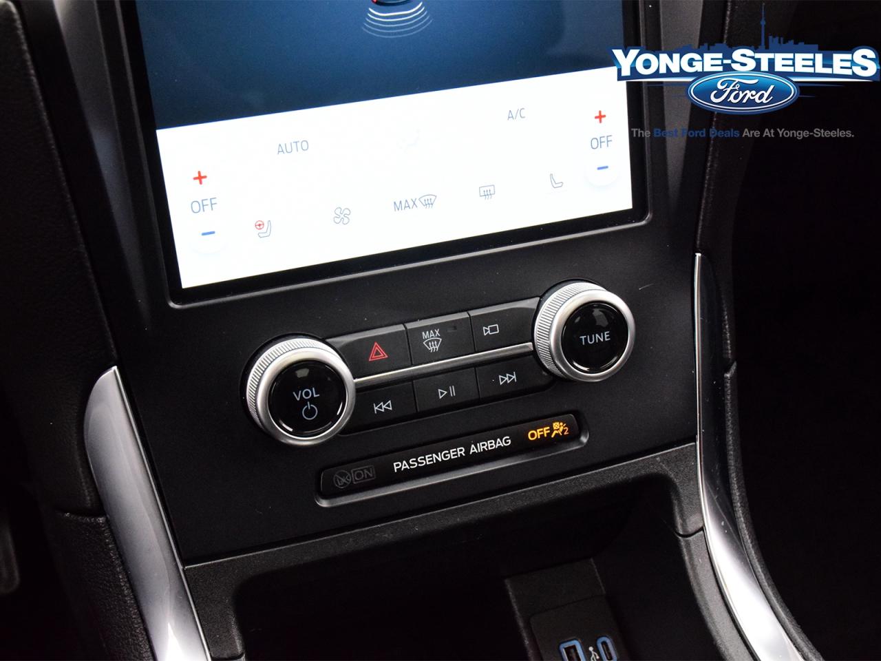 2024 Ford Edge TITANIUM WEATHER ROOF ONE ONWER ONLY 28,575 KMS Photo