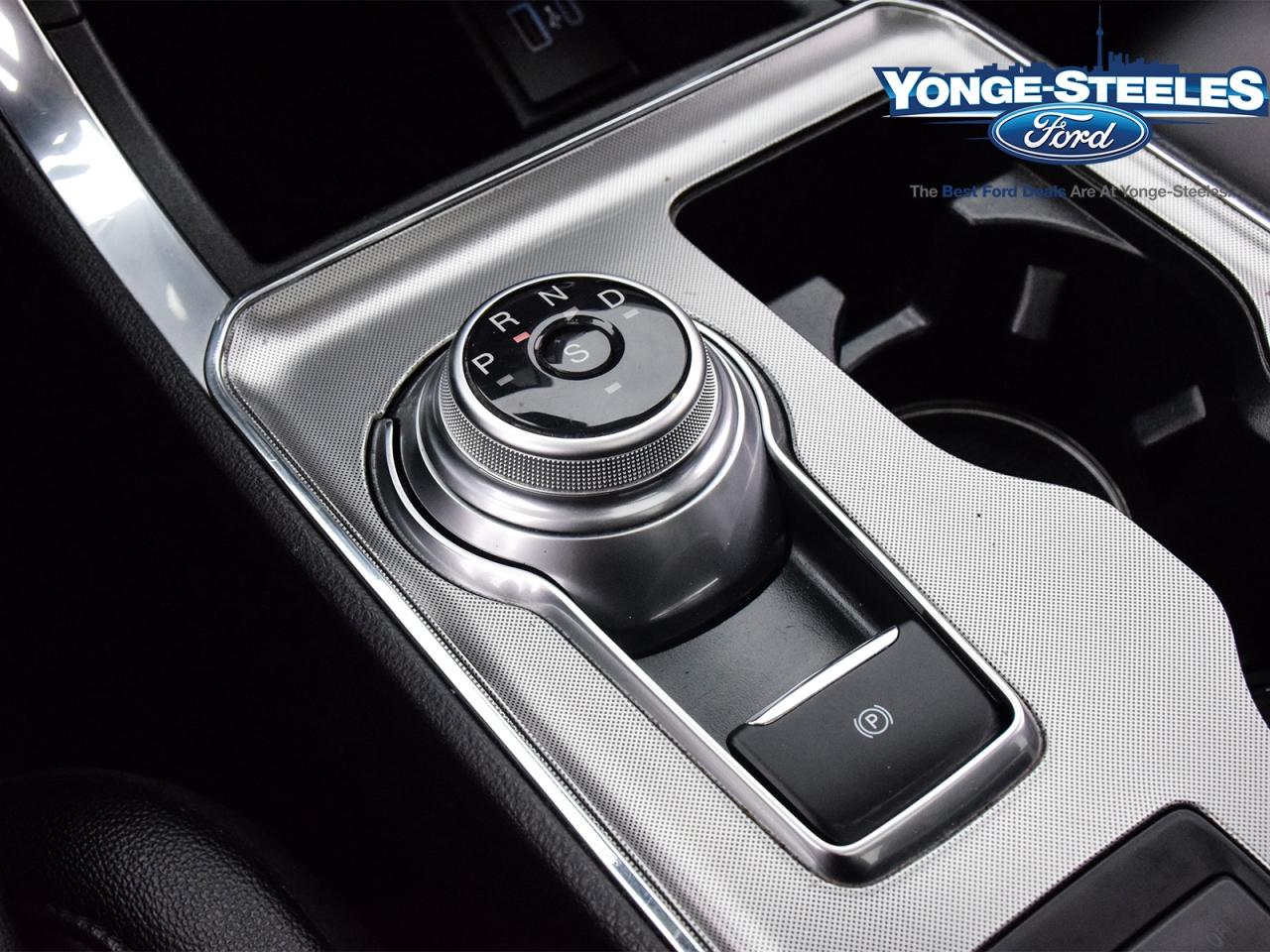 2024 Ford Edge TITANIUM WEATHER ROOF ONE ONWER ONLY 28,575 KMS Photo