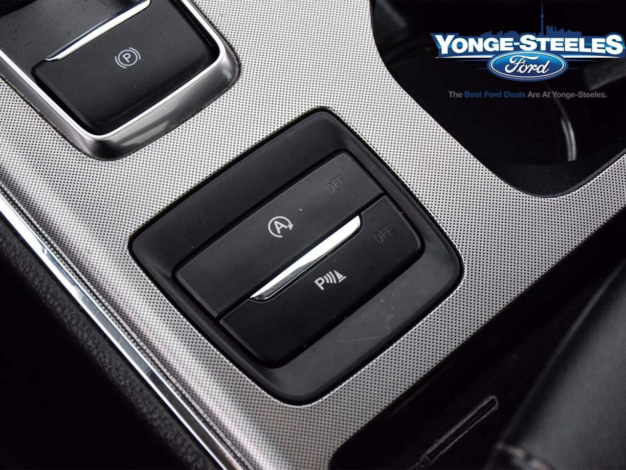 2024 Ford Edge TITANIUM WEATHER ROOF ONE ONWER ONLY 28,575 KMS Photo