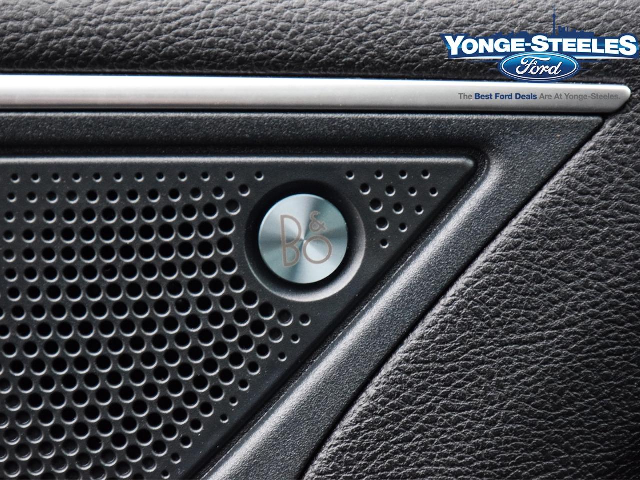 2024 Ford Edge TITANIUM WEATHER ROOF ONE ONWER ONLY 28,575 KMS Photo