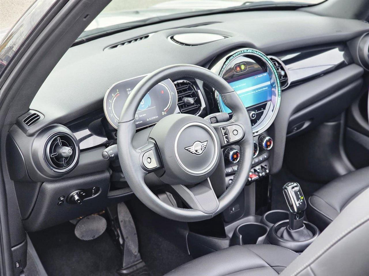 2024 MINI Convertible Cooper 1.5l 3 cyl turbo !!! NO ACCIDENTS !!! LOW K Photo