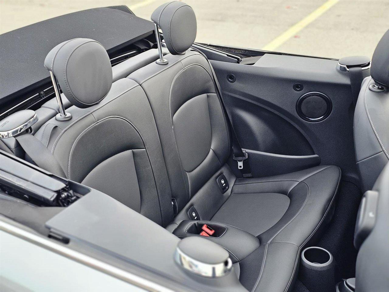 2024 MINI Convertible Cooper 1.5l 3 cyl turbo !!! NO ACCIDENTS !!! LOW K Photo