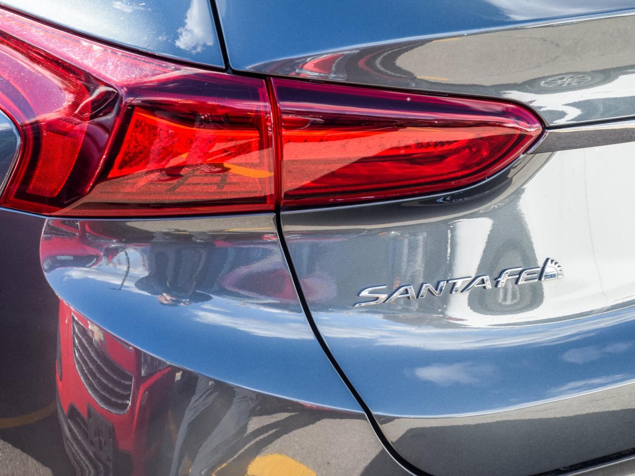 2020 Hyundai Santa Fe AWD   Fully Loaded, 1owner, No Accidents Photo