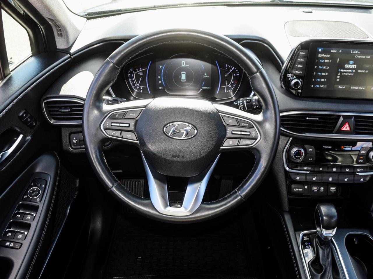 2020 Hyundai Santa Fe AWD   Fully Loaded, 1owner, No Accidents Photo