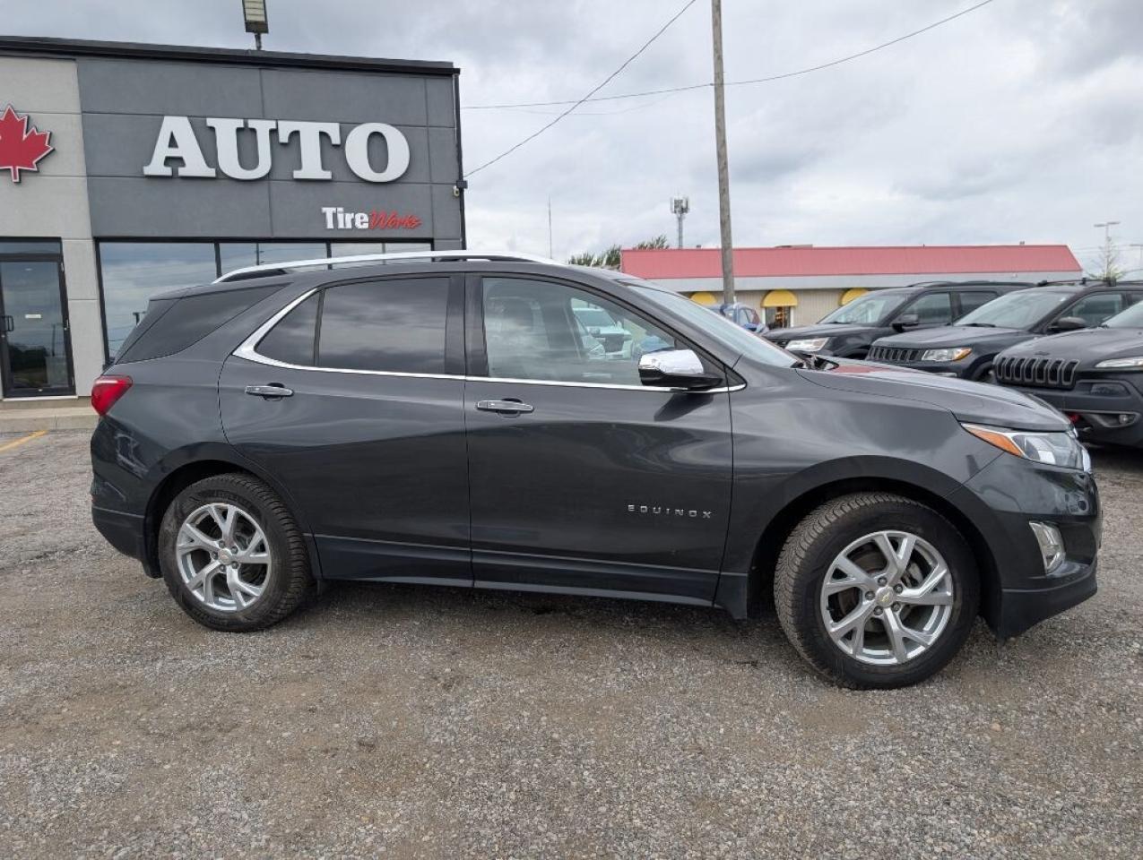 2018 Chevrolet Equinox Premier AWD   LEATHER   CAMERA   HTD SEATS Photo