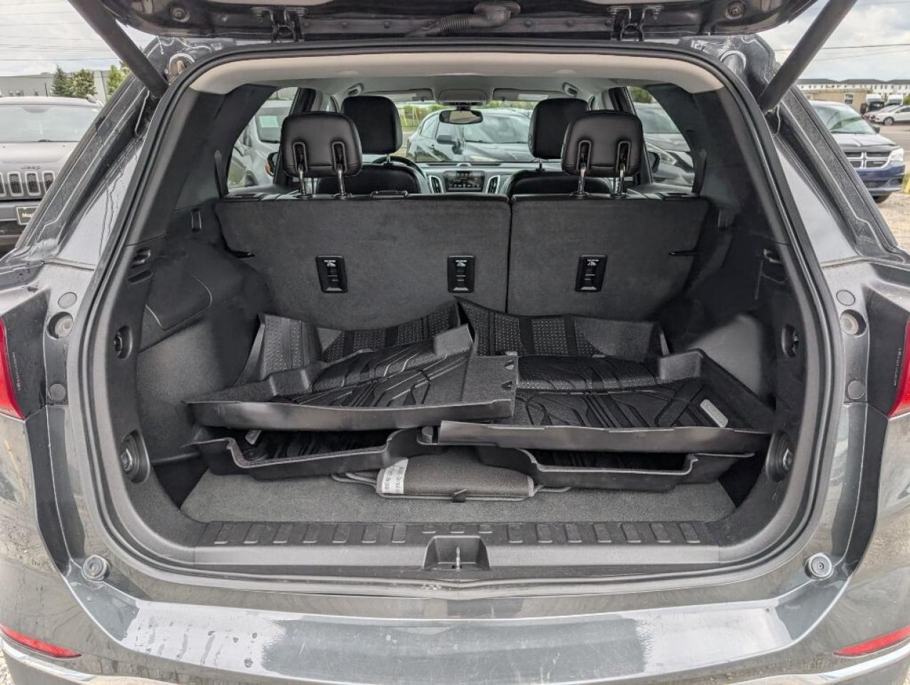 2018 Chevrolet Equinox Premier AWD   LEATHER   CAMERA   HTD SEATS Photo