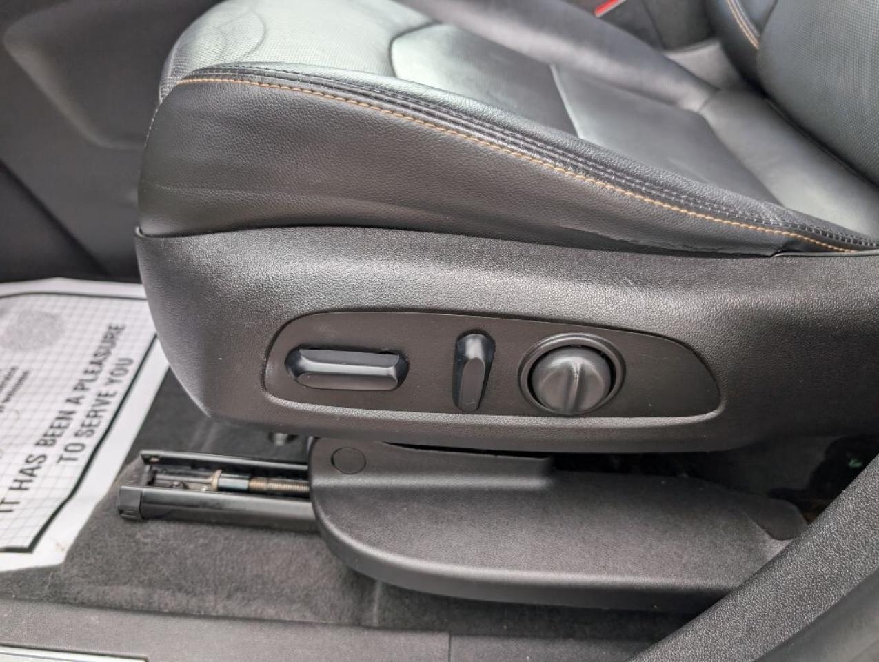 2018 Chevrolet Equinox Premier AWD   LEATHER   CAMERA   HTD SEATS Photo