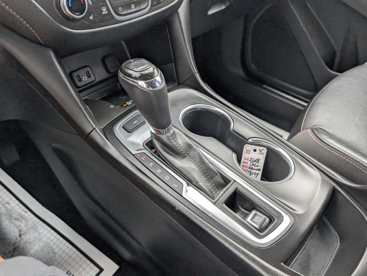 2018 Chevrolet Equinox Premier AWD   LEATHER   CAMERA   HTD SEATS Photo