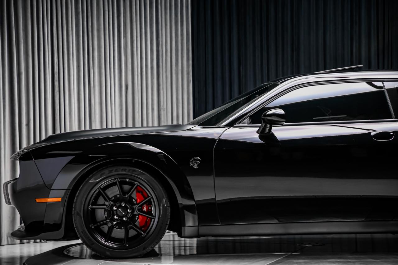 2021 Dodge Challenger SRT HELLCAT REDEYE WIDEBODY 797HP  HIGHLYOPTIOND Photo