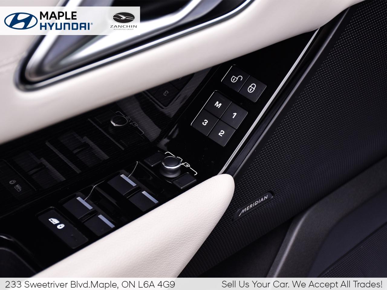 2020 Land Rover Range Rover Velar LOW KMS   No Accidents   #1 Price Rank Value Photo