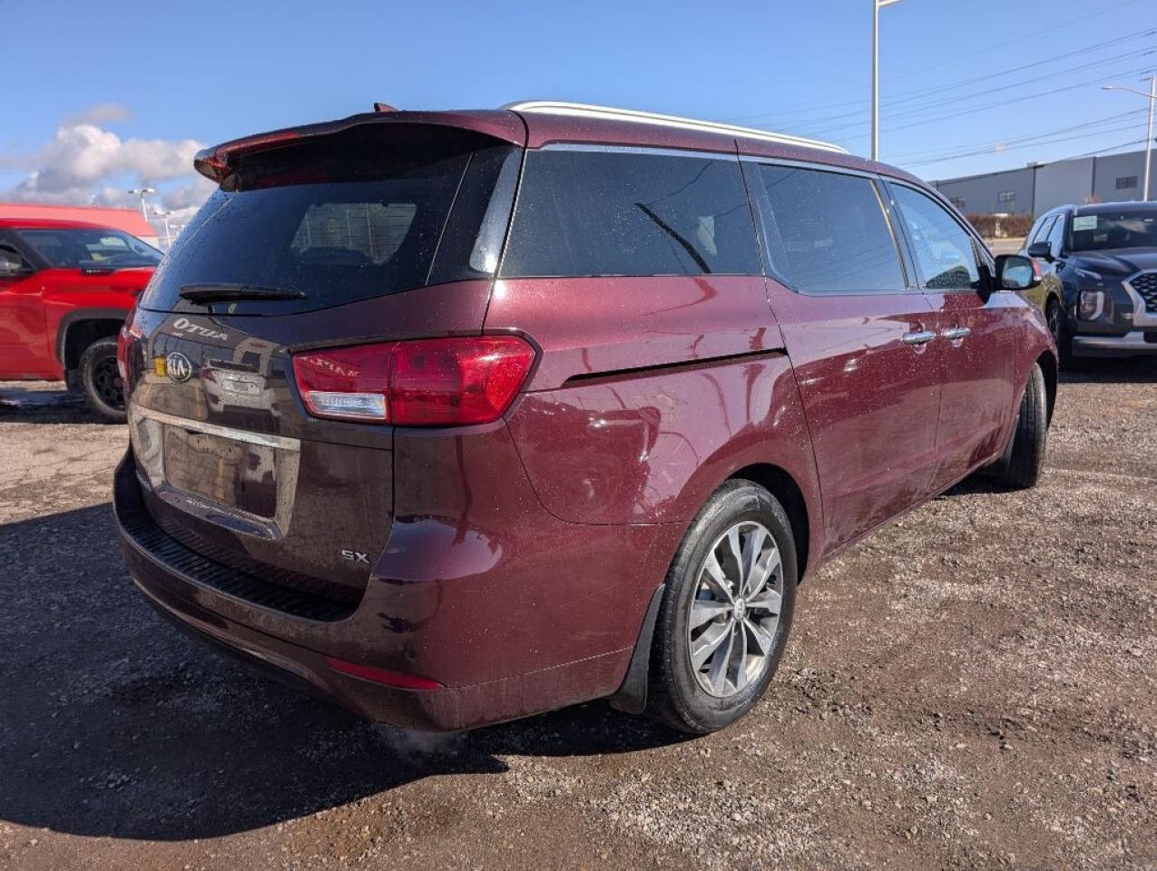 2017 Kia Sedona SX+ LEATHER CAMERA HTD SEATS POWER SLIDING DOORS Photo