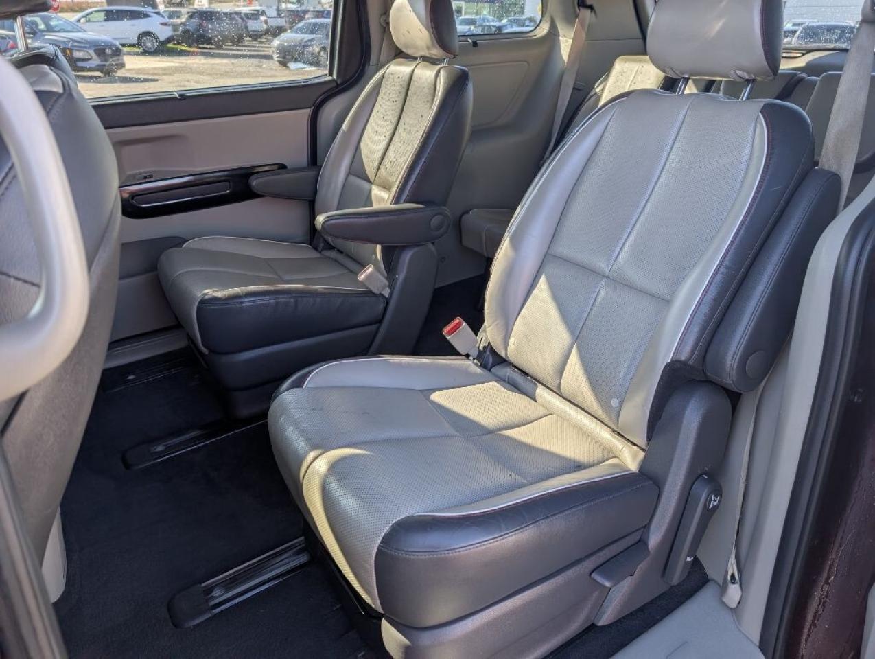 2017 Kia Sedona SX+ LEATHER CAMERA HTD SEATS POWER SLIDING DOORS Photo