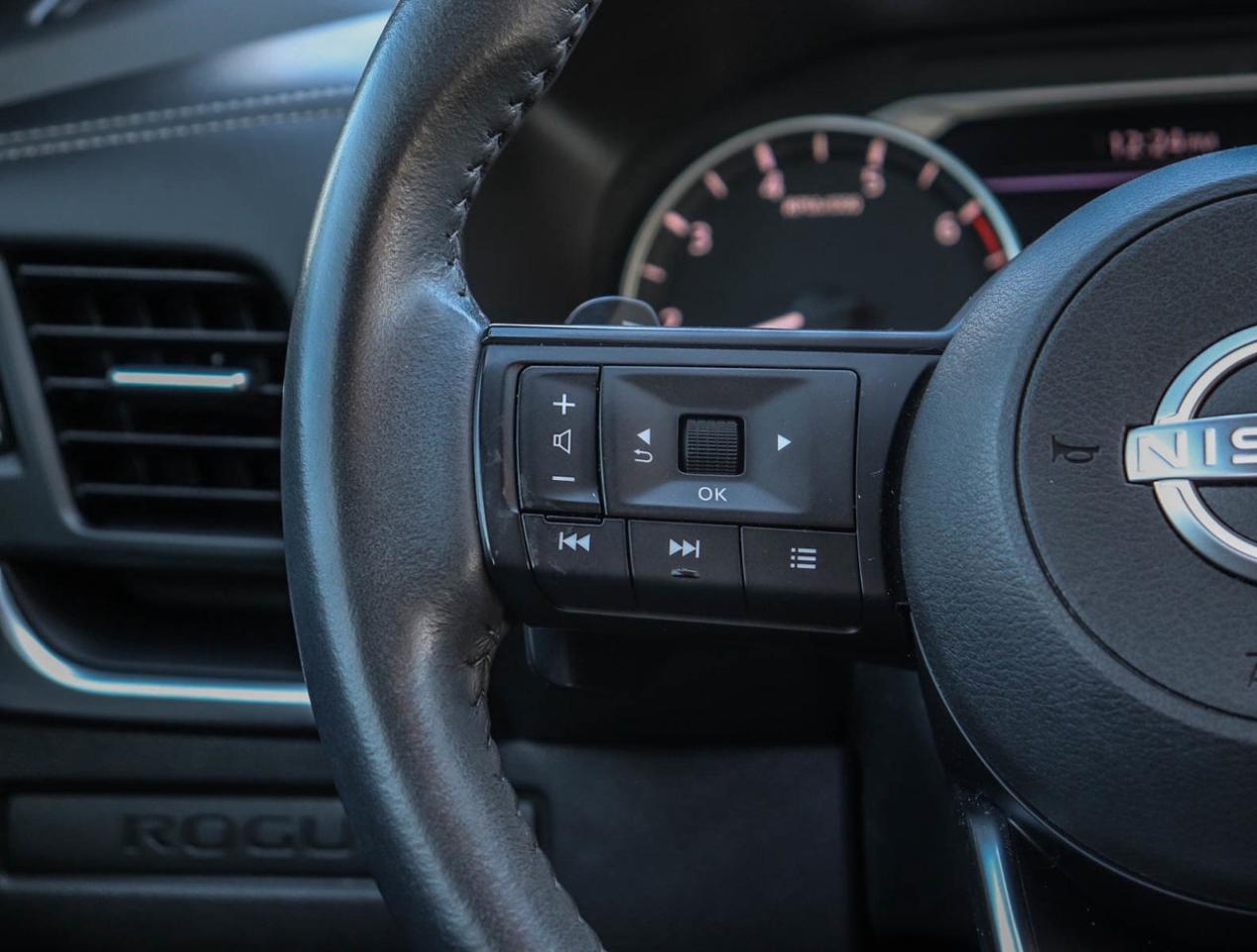 2024 Nissan Rogue S Photo