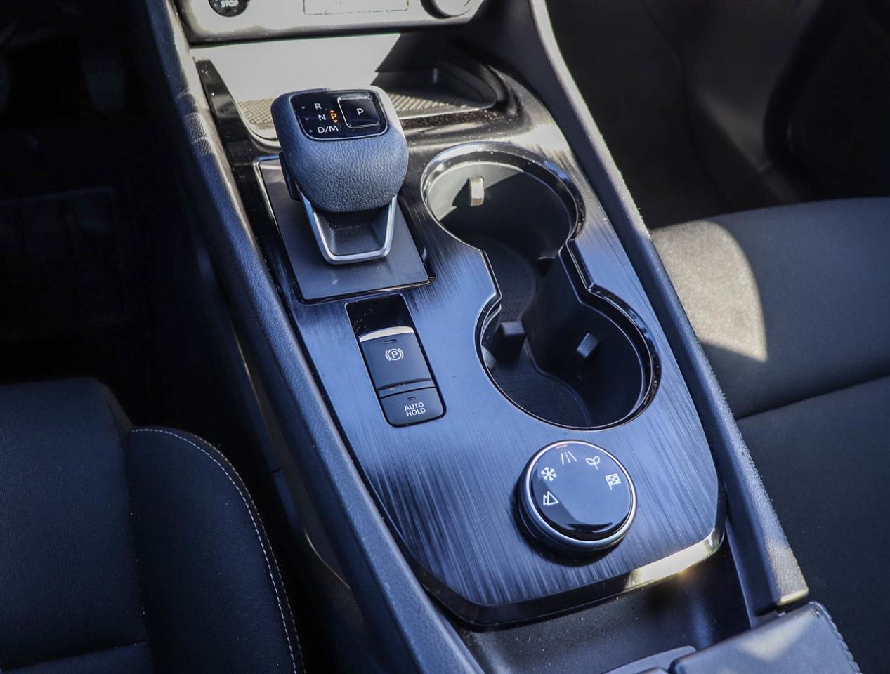 2024 Nissan Rogue S Photo