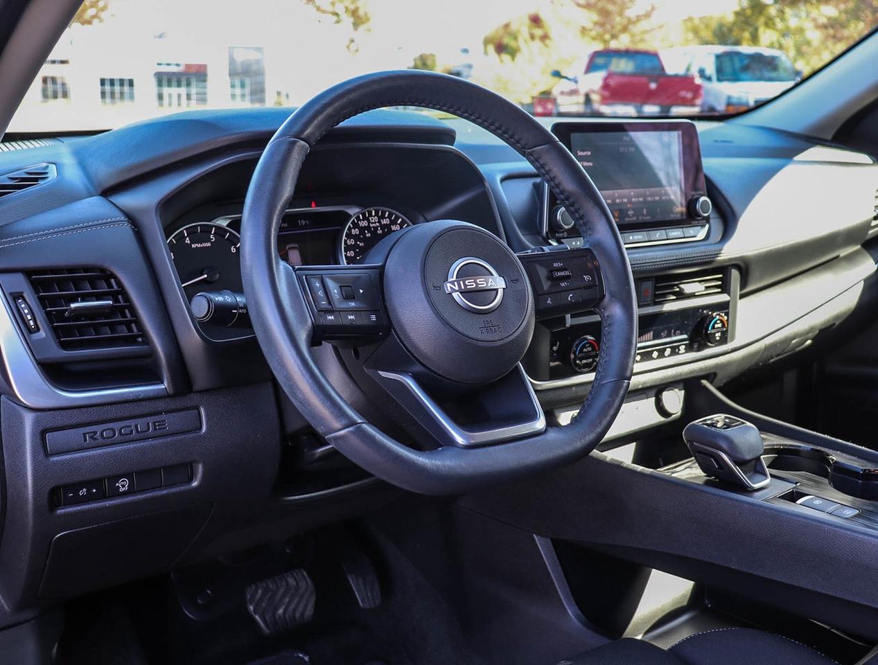 2024 Nissan Rogue S GREAT RATES Photo