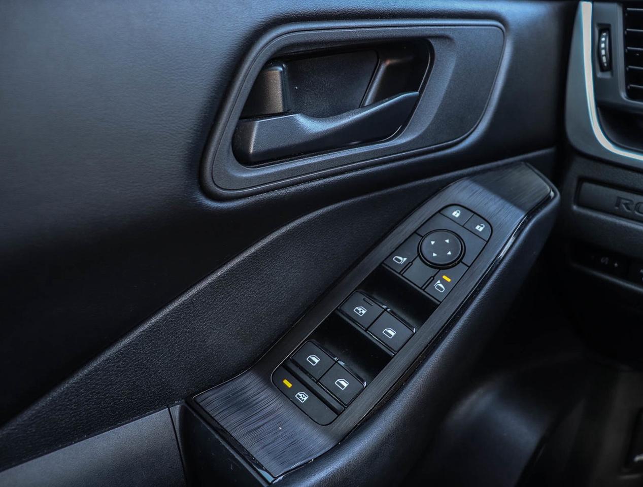 2024 Nissan Rogue S GREAT RATES Photo