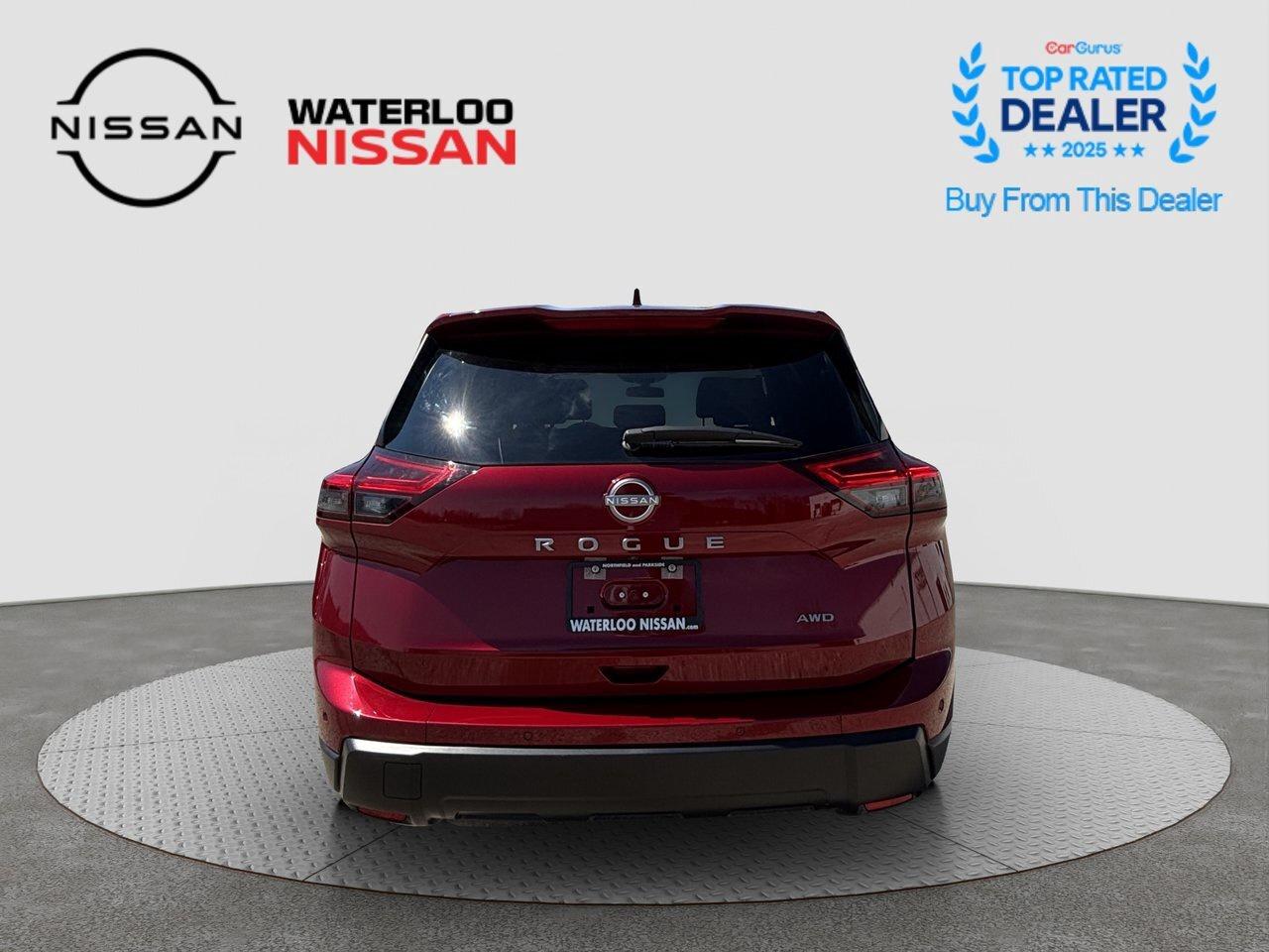 2024 Nissan Rogue S GREAT RATES Photo3