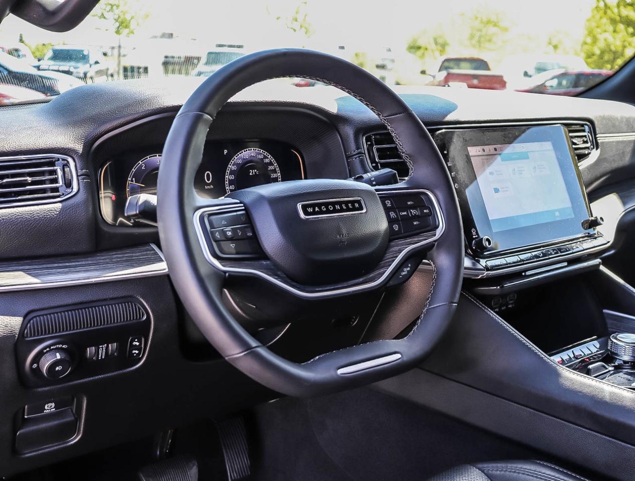 2023 Jeep Wagoneer Series II Photo