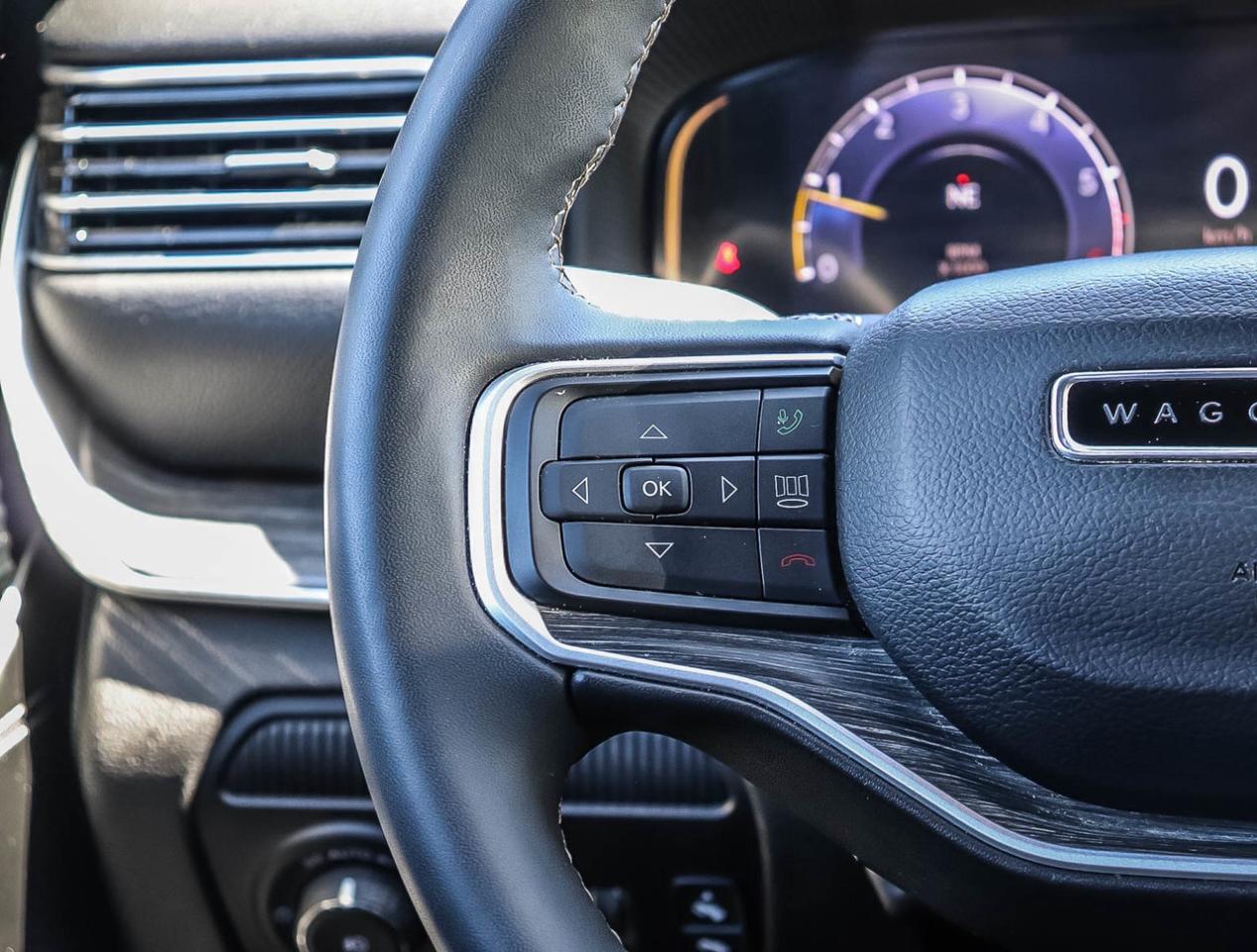 2023 Jeep Wagoneer Series II Photo