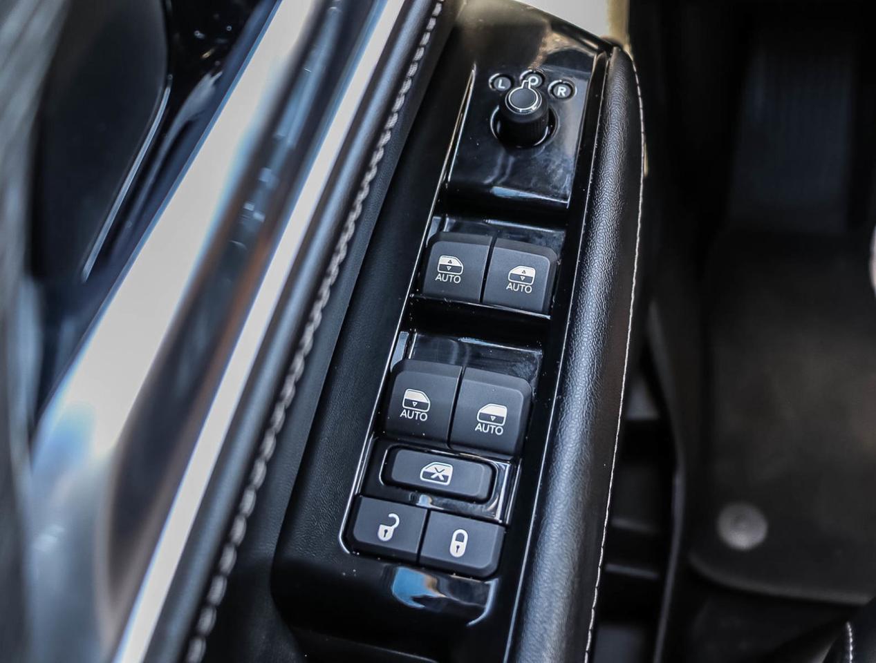 2023 Jeep Wagoneer Series II Photo