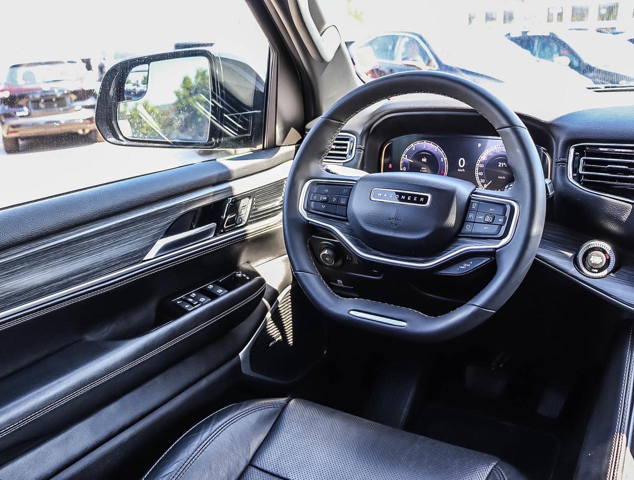 2023 Jeep Wagoneer Series II Photo