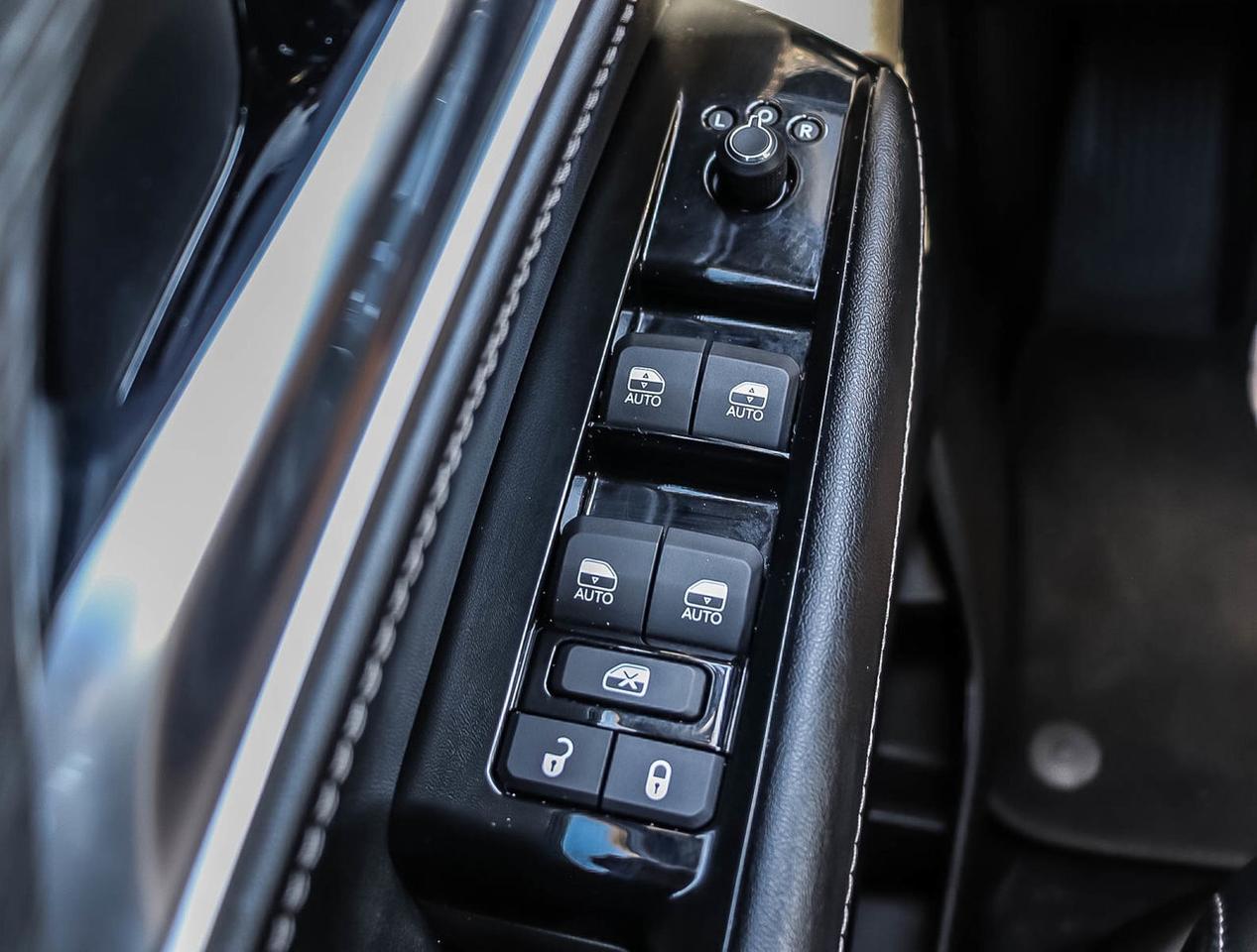 2023 Jeep Wagoneer Series II Photo