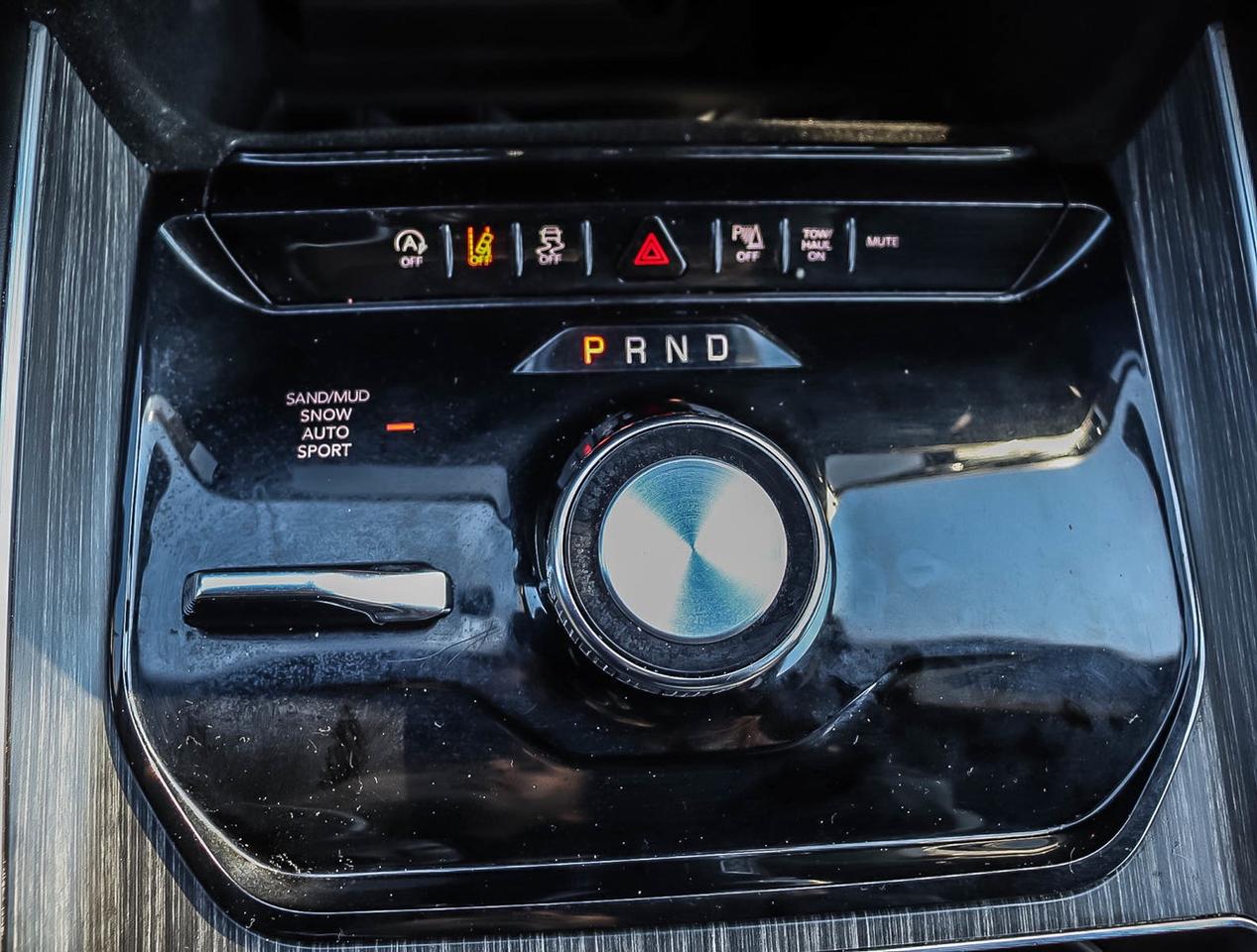 2023 Jeep Wagoneer Series II Photo