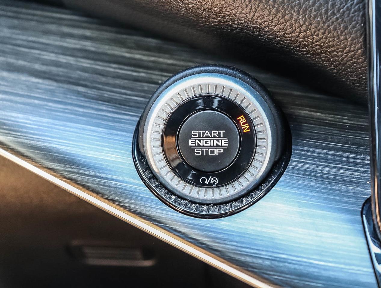 2023 Jeep Wagoneer Series II Photo