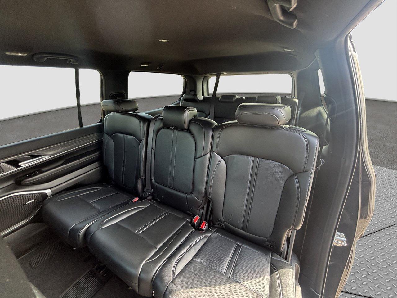 2023 Jeep Wagoneer Series II EXTENDED CPO WARRANTY INCLUDED Photo