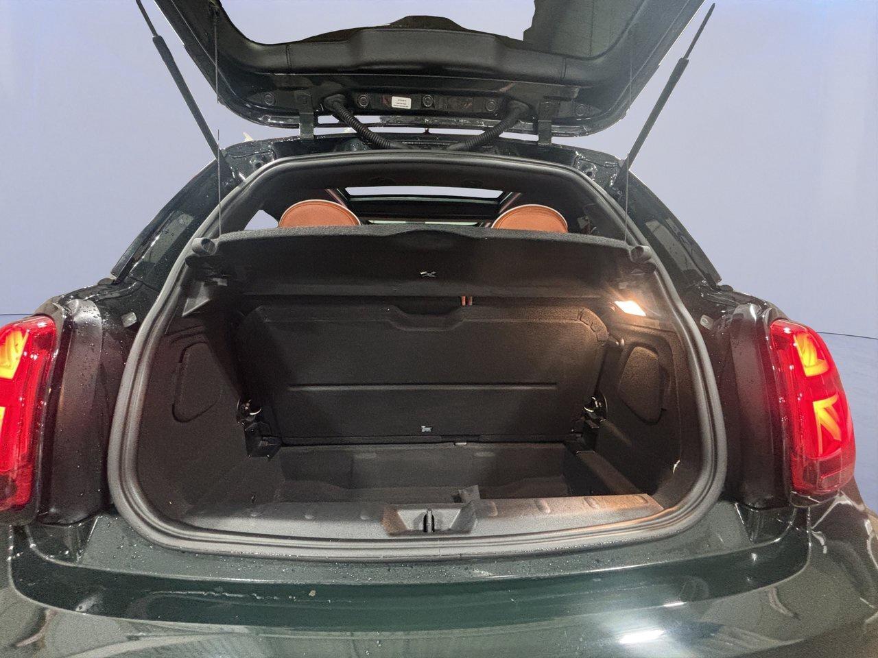 2024 MINI 3 Door John Cooper Works 2.0L 4CYL TWIN TURBO !!! NO ACCI Photo