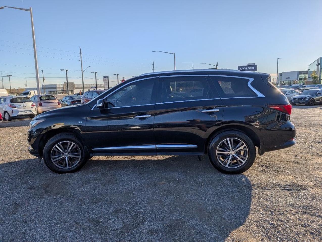 2019 Infiniti QX60 AWD   NAV   LEATHER   SUNROOF   CAMERA Photo