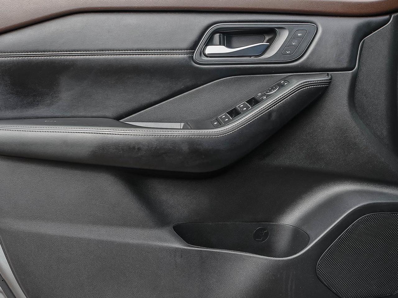 2023 Nissan Rogue SL Leather AWD Photo