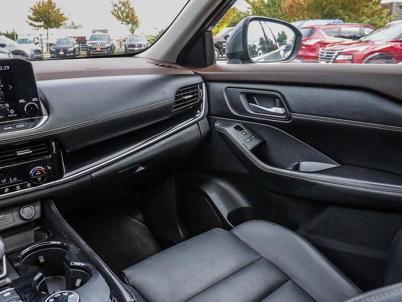 2023 Nissan Rogue SL Leather AWD Photo