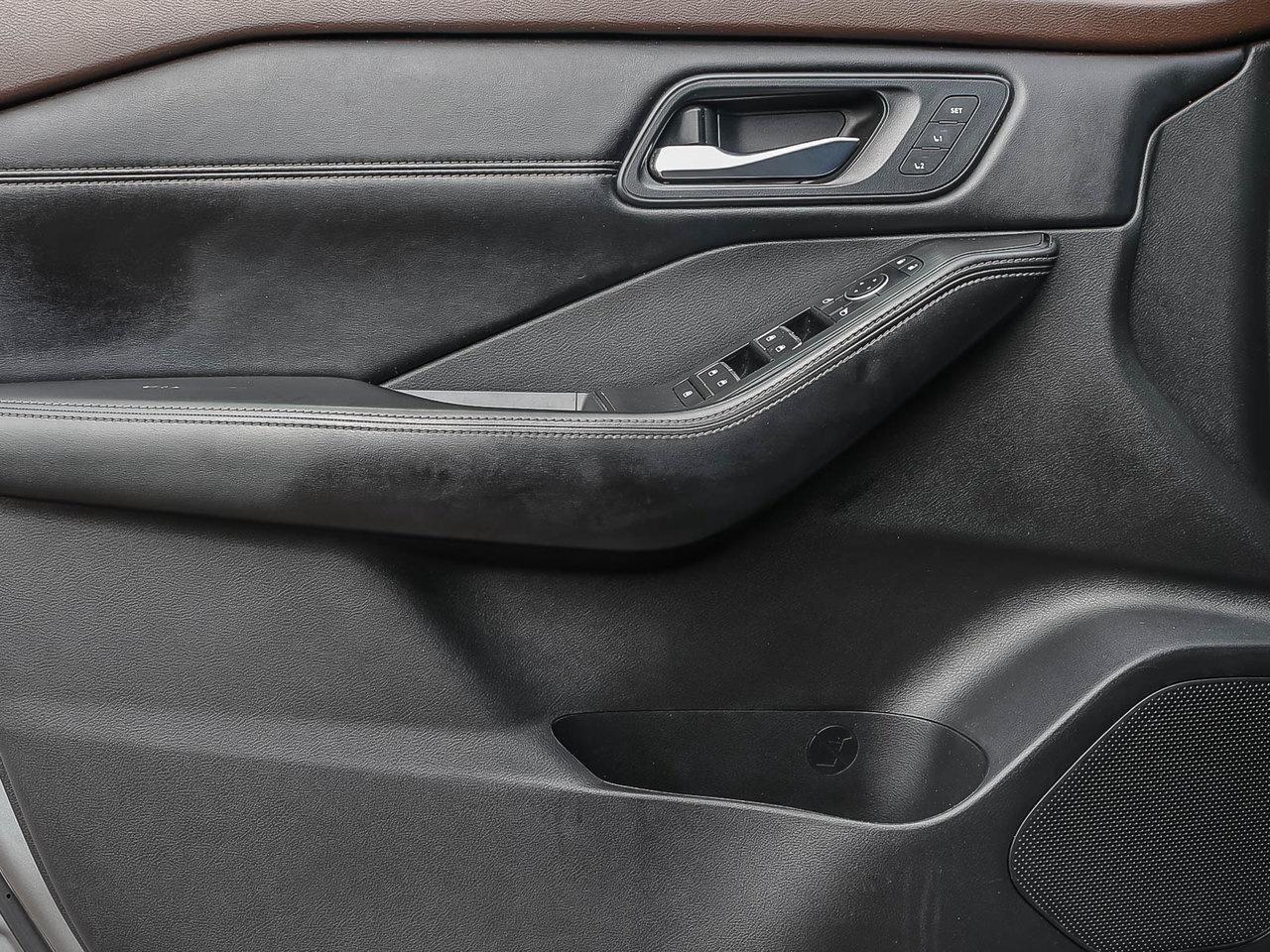 2023 Nissan Rogue SL Leather AWD Photo