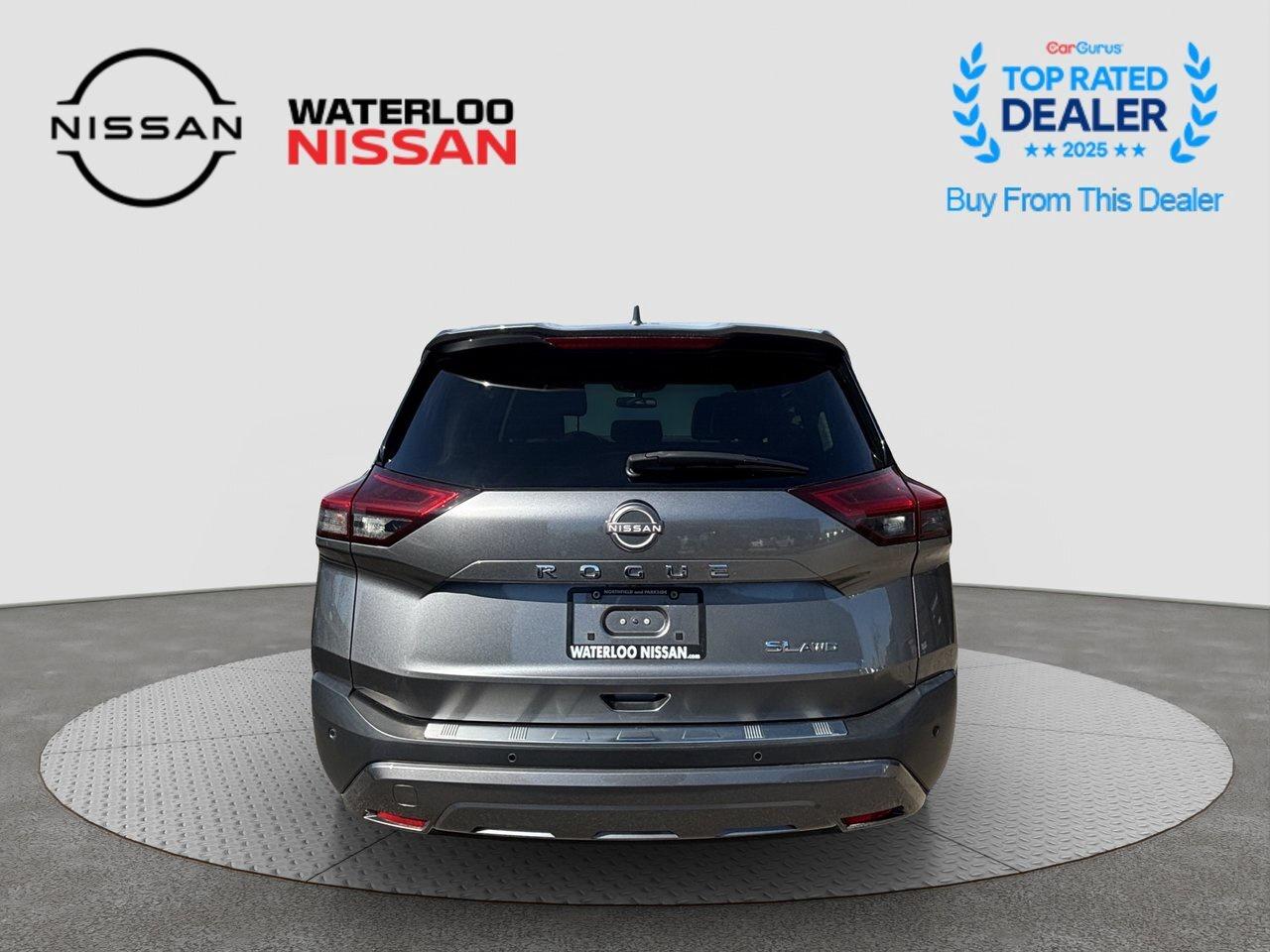 2023 Nissan Rogue SL Leather AWD Photo3