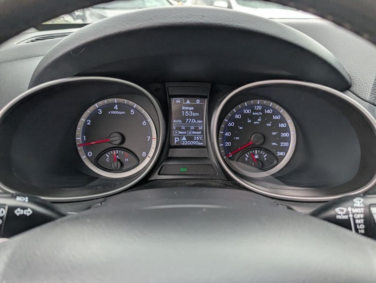 2015 Hyundai Santa Fe XL PREMIUM  V6 AWD  7 PASSENGER   HEATED SEATS Photo