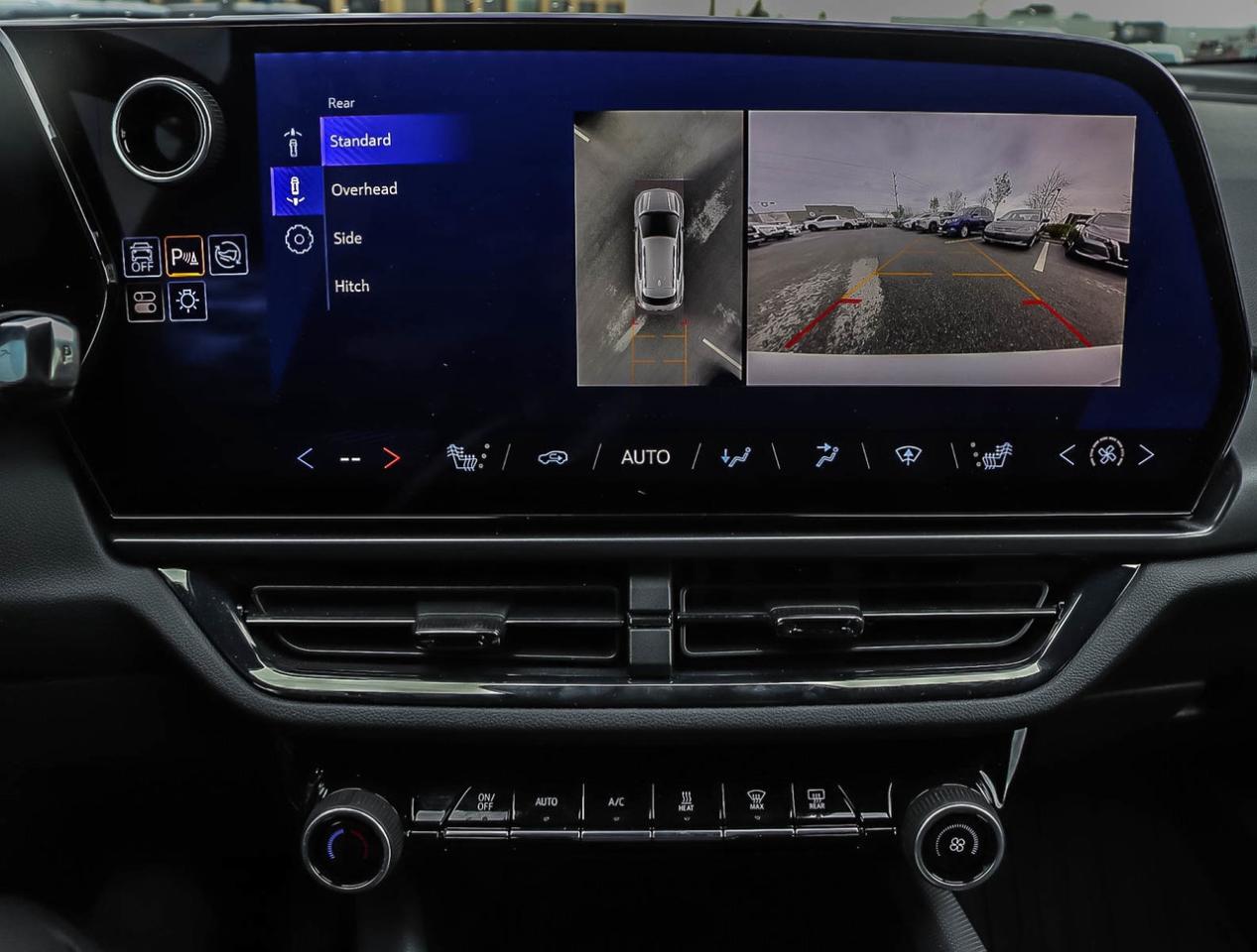 2025 Chevrolet Equinox EV RS FWD GM-estimated 513 km !!! NO ACCIDENTS !!! HE Photo