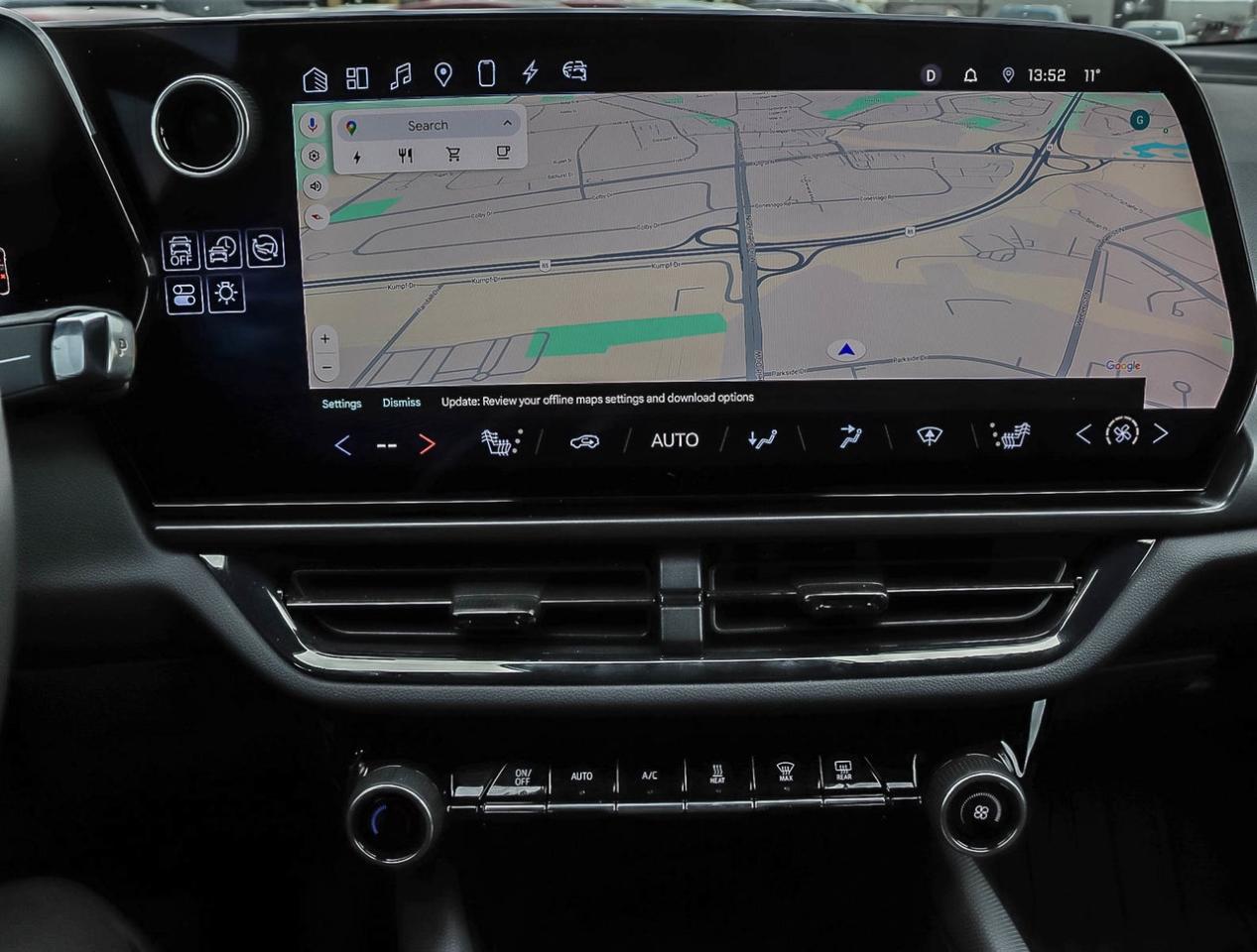 2025 Chevrolet Equinox EV RS FWD GM-estimated 513 km !!! NO ACCIDENTS !!! HE Photo
